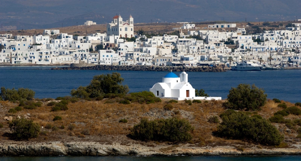 pafh-margaritastudio-town-view-island-paros-1000